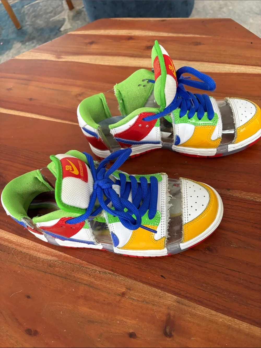 Nike Kids SB Dunk Low-Sandy Bodecker Top Sneakers with Blue Laces